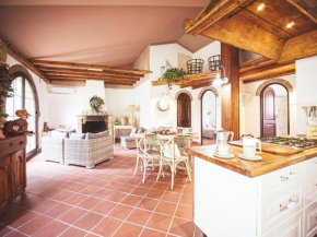Relais Casale Il Poggetto - OLIVO 1 by Zoom In Earth